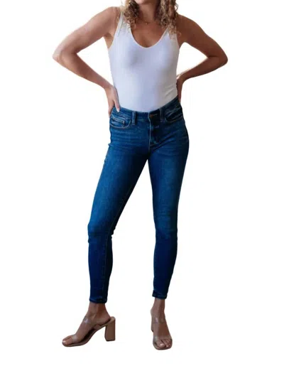 Judy Blue Mid-rise Skinny Jeans In Dark Wash In Blue