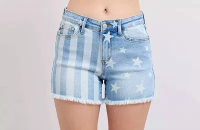 Judy Blue Mid Rise Stars & Stripes Bleach Denim Short In Blue