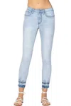 JUDY BLUE OMBRE RELEASE HEM JEANS IN LIGHT WASH