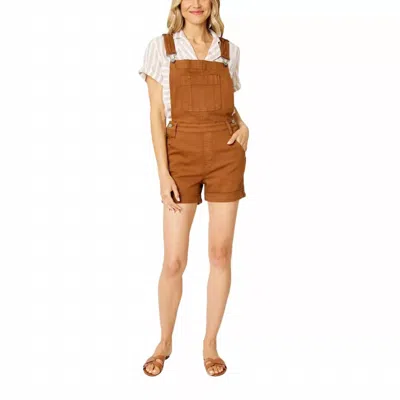 JUDY BLUE POMONA BEACH OVERALL SHORTS IN BROWN