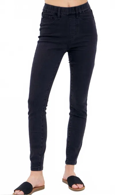 Judy Blue Pull-on Skinny Jeans In Black In Gold