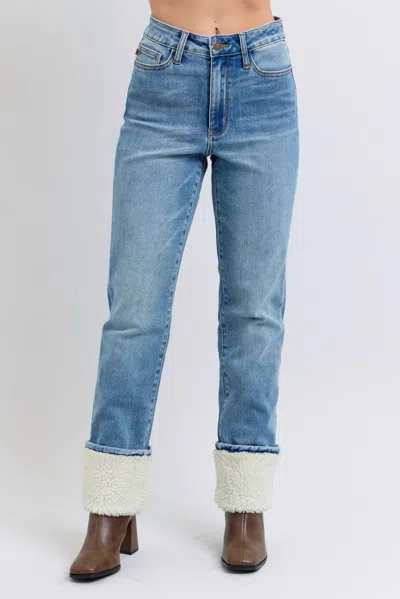 Judy Blue Sherpa Cuffed Jeans In Medium Wash