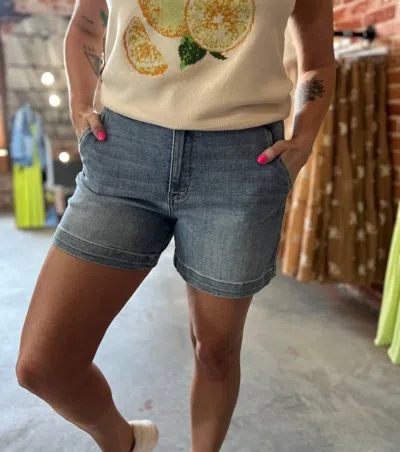 Judy Blue Trouser Shorts In Blue