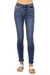 Judy Blue Mid Rise With Handsand Skinny Jeans In Medium Wash In Blue
