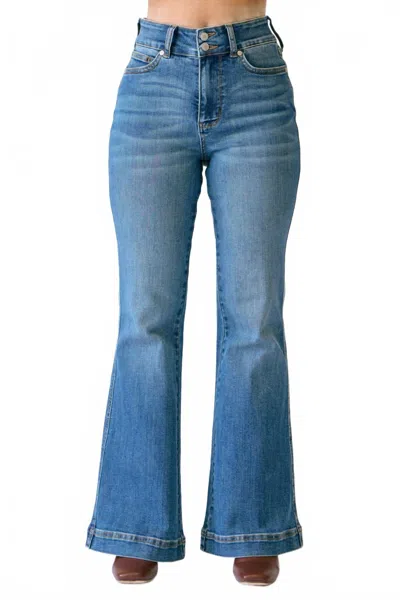 Judy Blue Presley Petite Flare Jean In Medium Wash In Blue