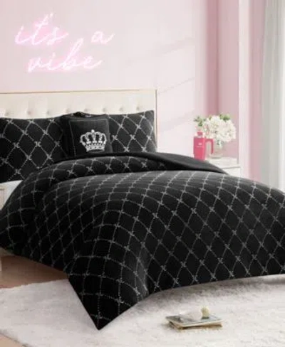 Juicy Couture Plush Reversible Trellis Link Comforter Set In Black