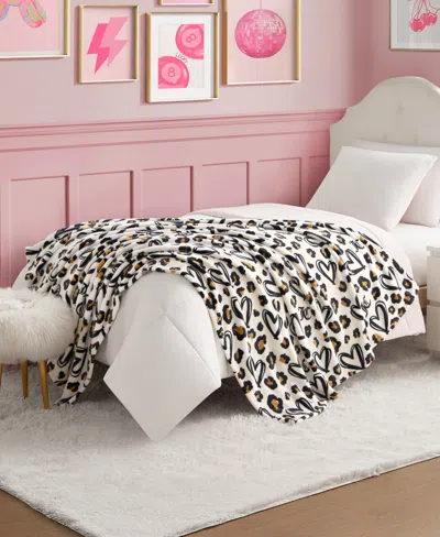 Juicy Couture Plush Throw, 50" X 70" In Animal Print