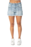 JUICY COUTURE JUICY COUTURE V-FRONT RAW HEM SHORTS