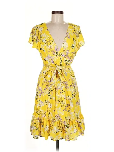 Pre-owned Julia Jordan Casual Dress In Yellow
