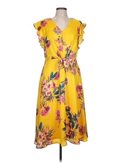 Pre-owned Julia Jordan Casual Dress In Yellow