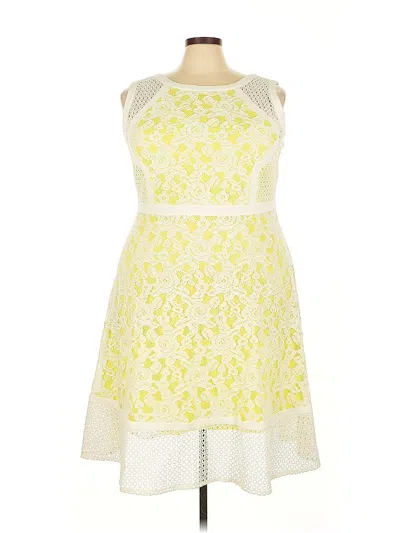 Pre-owned Julia Jordan Cocktail Dress In Yellow