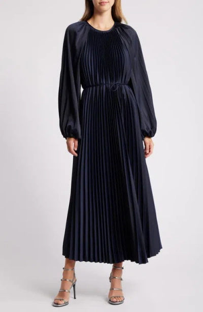 Julia Jordan Pleated Long Sleeve Midi Dress In Blue