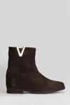 Julie Dee Ankle Boots Inside Wedge In Dark Brown Suede In Brown