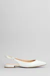Julie Dee Ballet Flats In White Leather In White