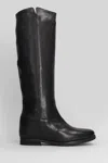 Julie Dee In Black Leather In Black