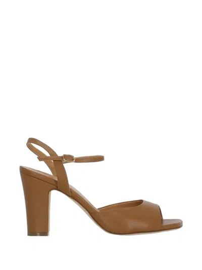 Julie Dee Leather Heeled Sandals In Black