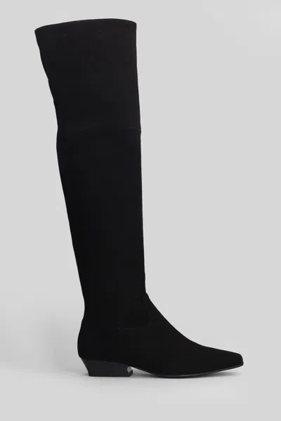 Julie Dee Low Heels Boots In Black