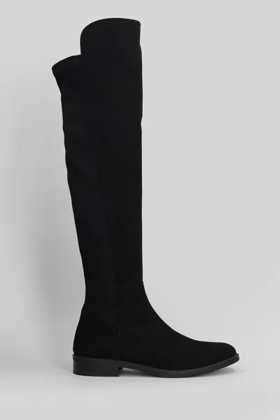 Julie Dee Low Heels Boots In Black Suede