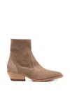 Julie Dee Pointed Boots In Brown