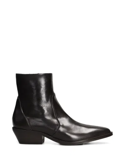 Julie Dee Pointed-toe Ankle Boots In Brown