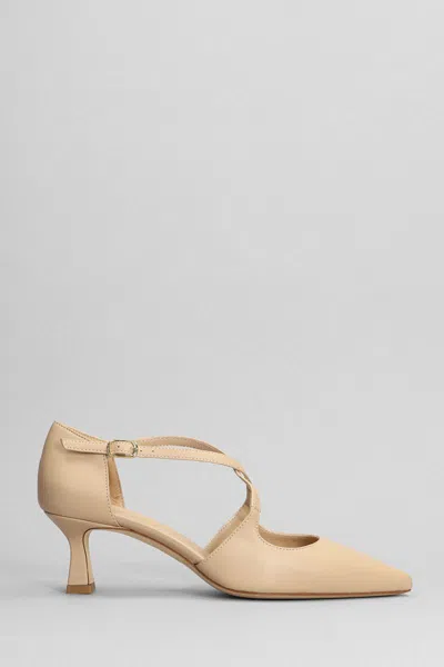 Julie Dee 60mm Leather Pumps In Powder