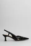Julie Dee Pumps In Black Leather In Black