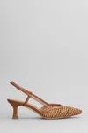 Julie Dee Pumps In Leather Color Leather In Leather Color
