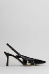 Julie Dee Pumps In Black Leather In Black