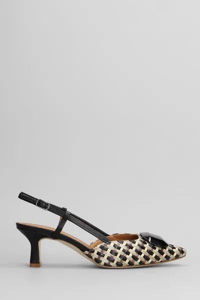 JULIE DEE PUMPS IN BLACK RAFFIA