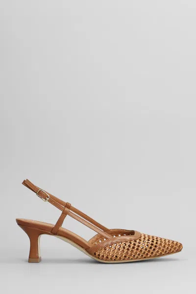 Julie Dee Pumps In Leather Color Leather