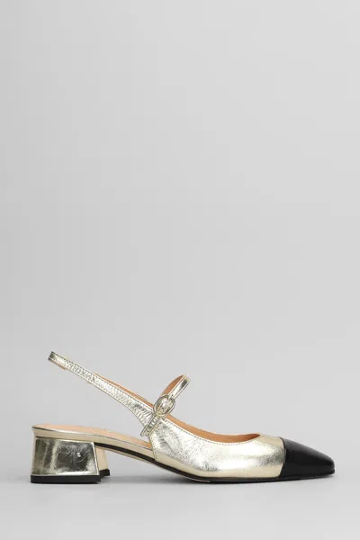 Julie Dee Pumps In Platinum Leather