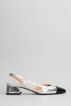 Julie Dee Pumps In Platinum Leather In Silver