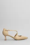 Julie Dee Pumps In Powder Leather In Powder
