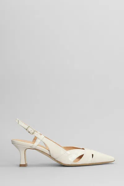 JULIE DEE JULIE DEE PUMPS