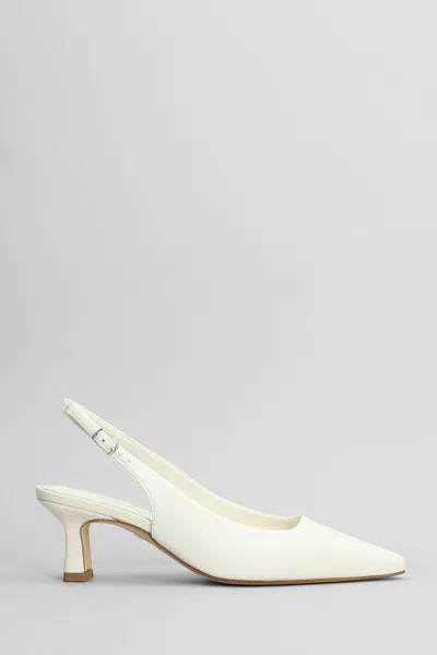 JULIE DEE JULIE DEE PUMPS