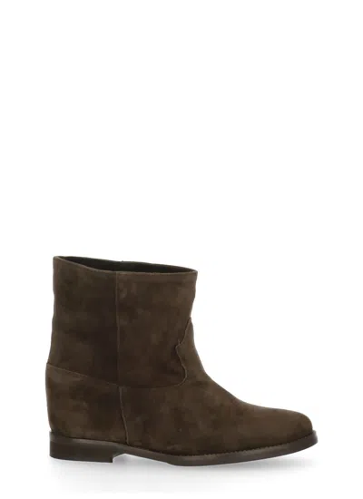 JULIE DEE SUEDE LEATHER ANKLE BOOTS