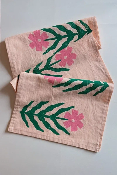 Julie Peach Block Printed Daisy Table Runner In Pink At Urban Outfitters