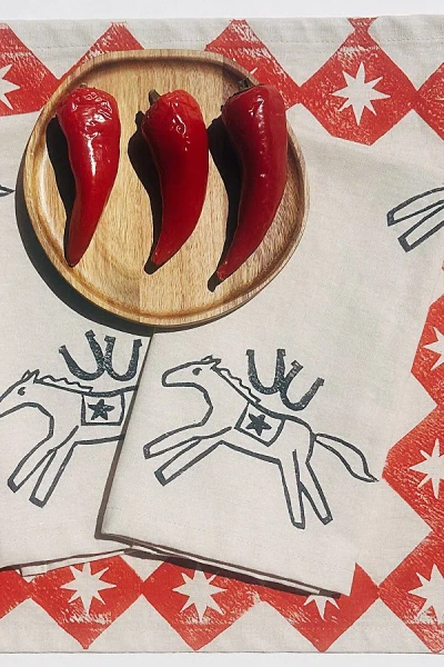 Julie Peach Block Printed Horse Napkin Set In Taupe At Urban Outfitters