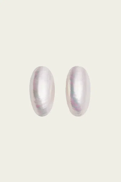 Julietta Ambra Earrings In Pearl
