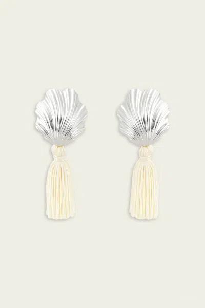 Julietta Coquille Earrings In Silver