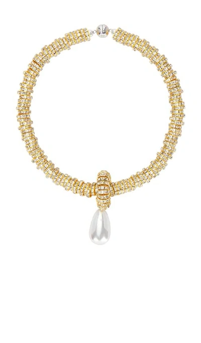 Julietta Pearl Drop Gold Necklace In 金色