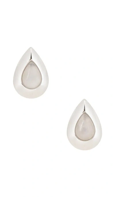 Julietta Vale Earrings In Silver