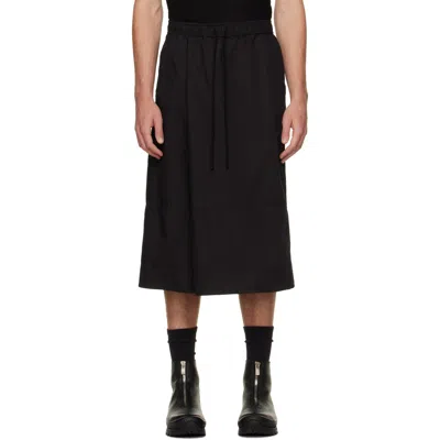 Julius Drawstring Wide-leg Shorts In Black