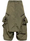 Julius Mid-rise Drop-crotch Cargo Shorts In Green