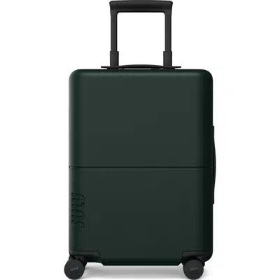 July Carry On Essential In Green