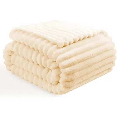 July Lightweight Striped—300gsm Soft Fleece Throw Blanket, Decorative & Giftable Striped Blanket For Sofa In Cream
