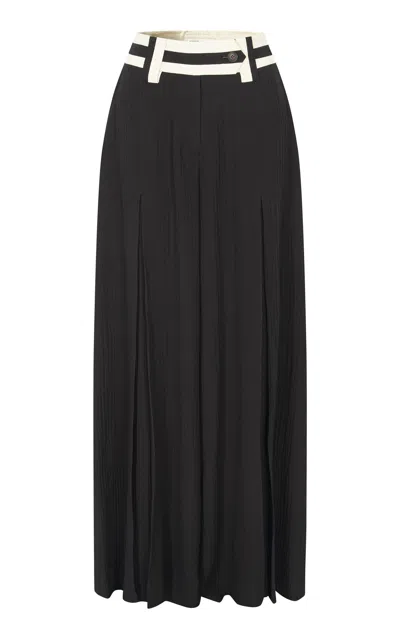 Julycolumn Moda Operandi In Black