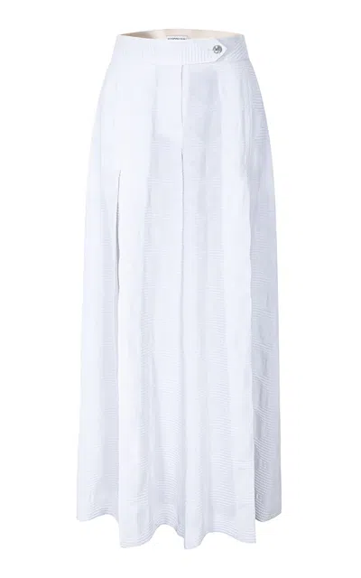 Julycolumn Moda Operandi In White