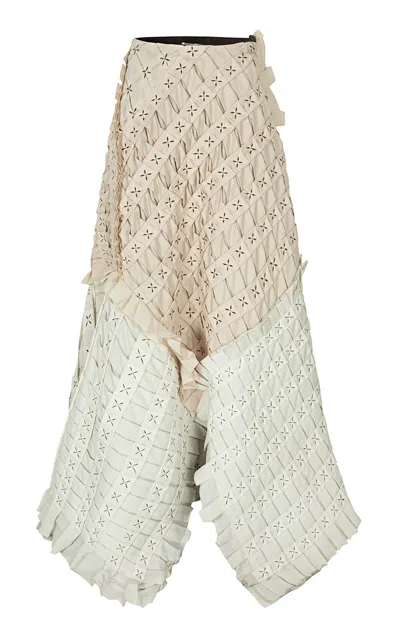 Julycolumn Moda Operandi In White