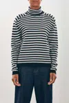Jumper1234 Narrow Stripe Cashmere Roll Collar Sweater In Black/fog In Multi